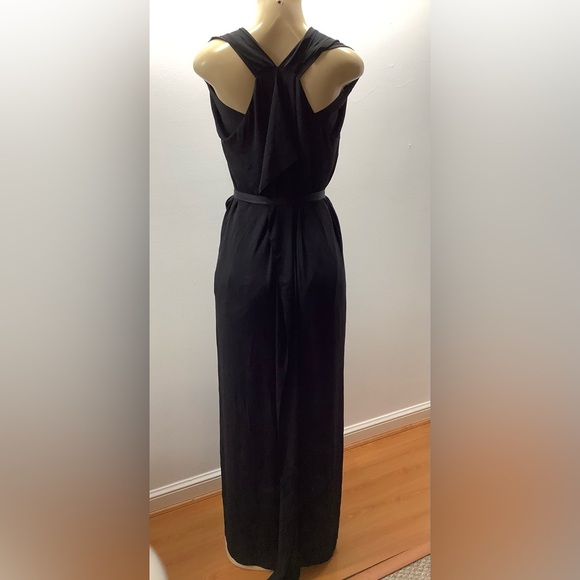 Halston Heritage Size XS Elegant Black Maxi Dress With Front Slit. Preloved - Picture 8 of 9